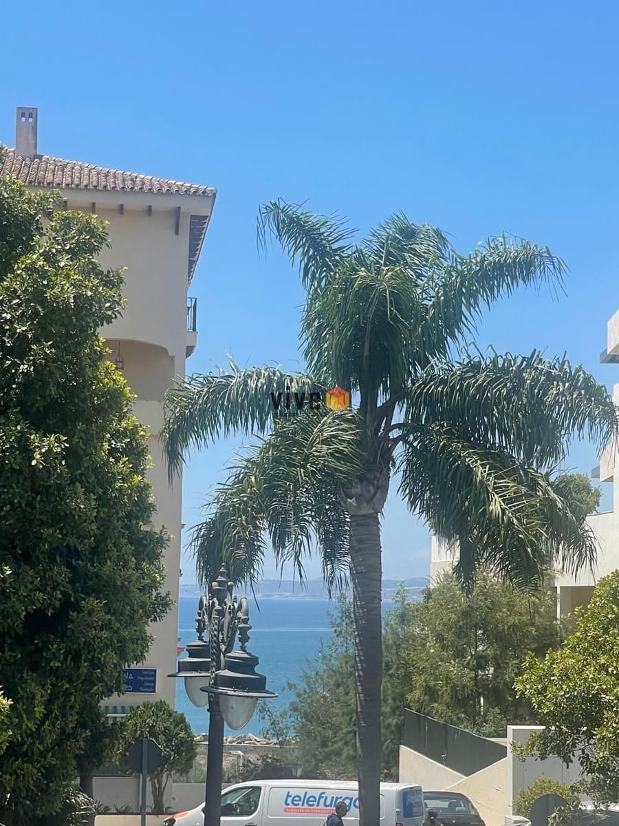 4 soveværelse Villa til salg i Estepona med swimmingpool garage - € 530.000 (Ref: 9565703)
