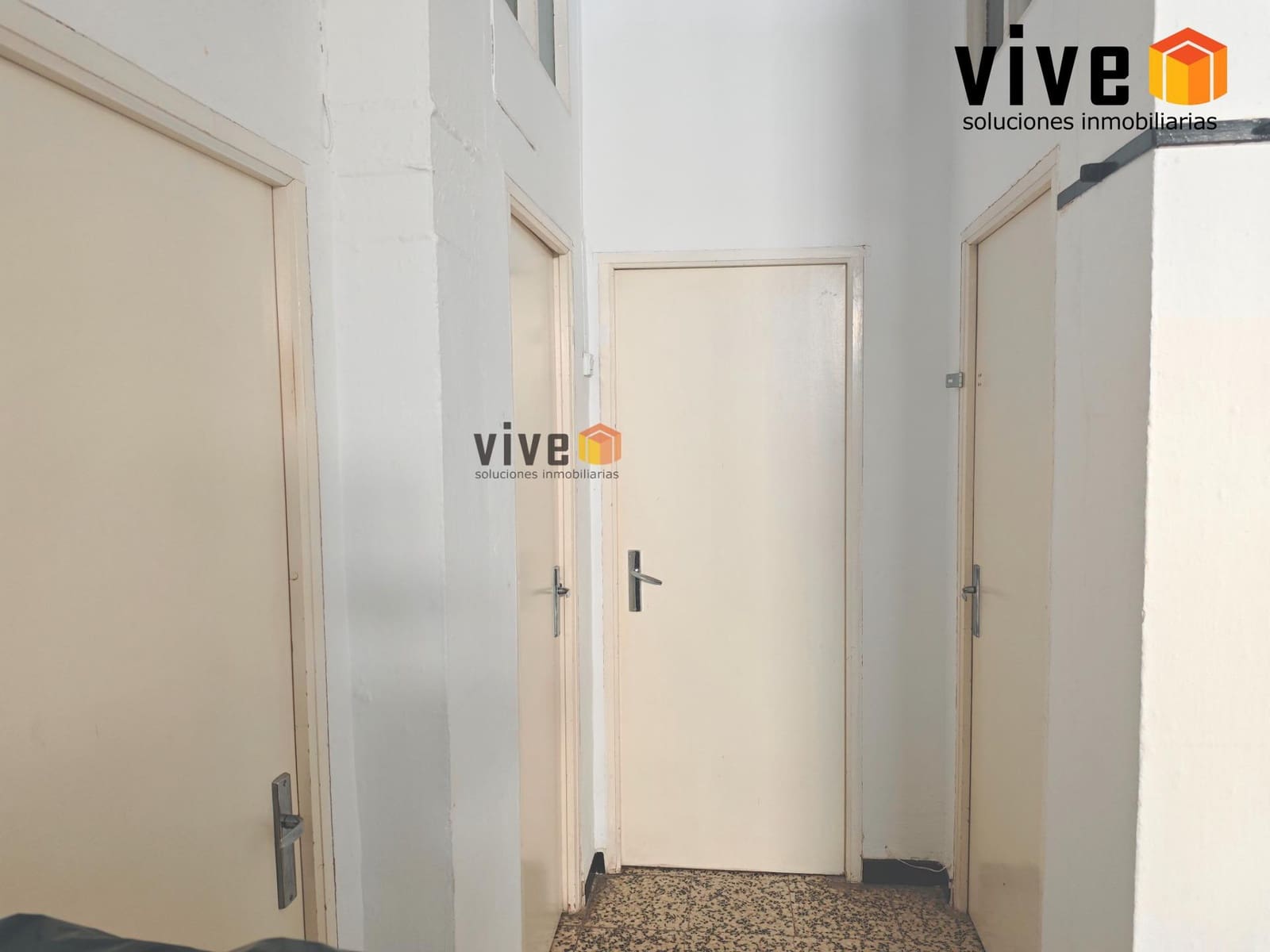 5 sovrum Radhus till salu i Sevilla stad med garage - 545 000 € (Ref: 9608223)