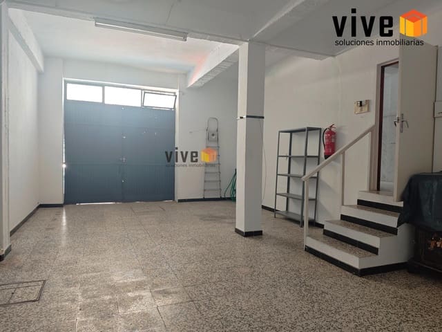 5 soveværelse Rækkehus til salg i Nervión, Sevilla by med garage - € 545.000 (Ref: 9608223)