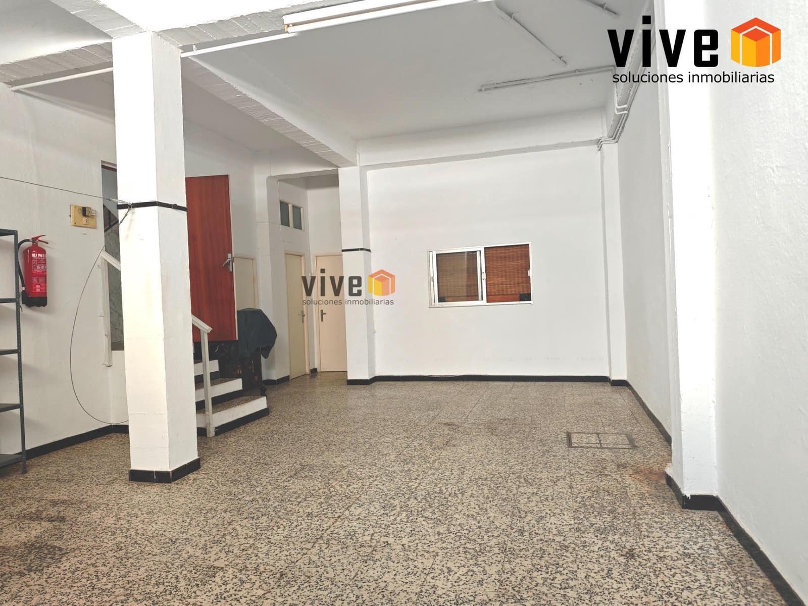 5 sovrum Radhus till salu i Sevilla stad med garage - 545 000 € (Ref: 9608223)