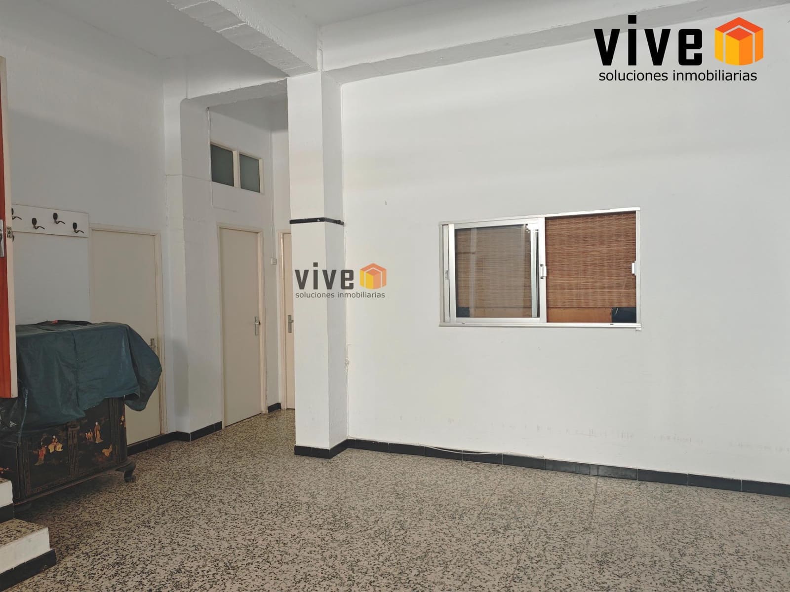 5 sovrum Radhus till salu i Sevilla stad med garage - 545 000 € (Ref: 9608223)