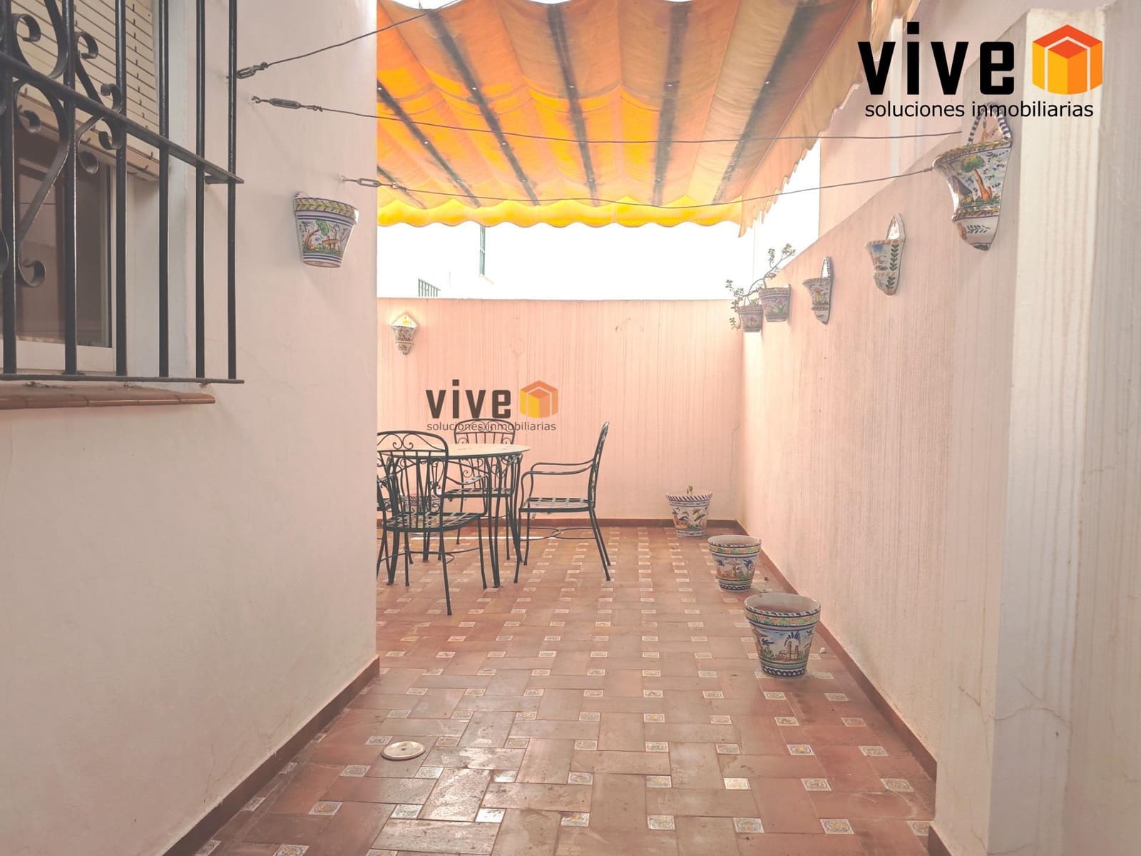 5 sovrum Radhus till salu i Sevilla stad med garage - 545 000 € (Ref: 9608223)