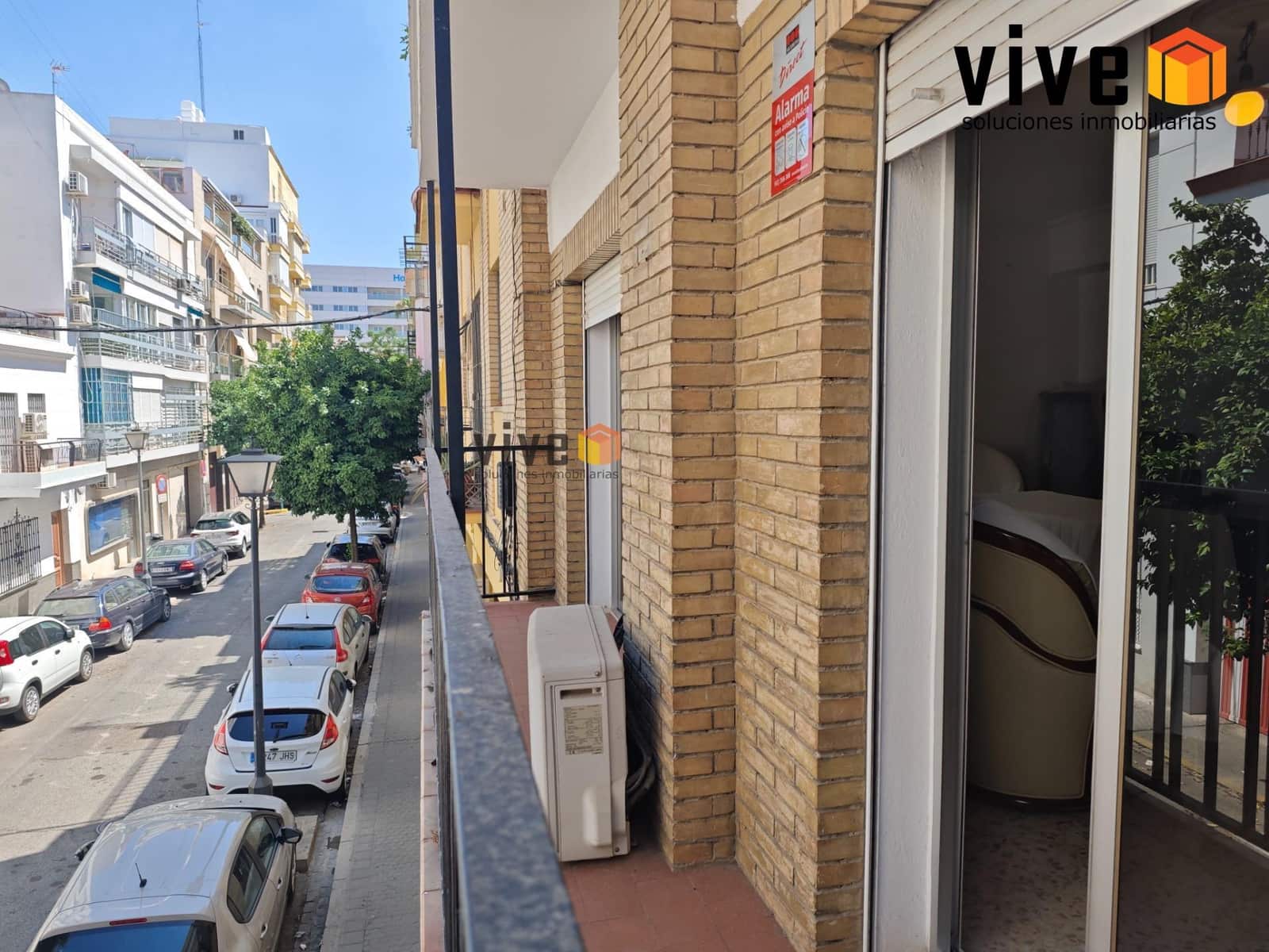 5 sovrum Radhus till salu i Sevilla stad med garage - 545 000 € (Ref: 9608223)