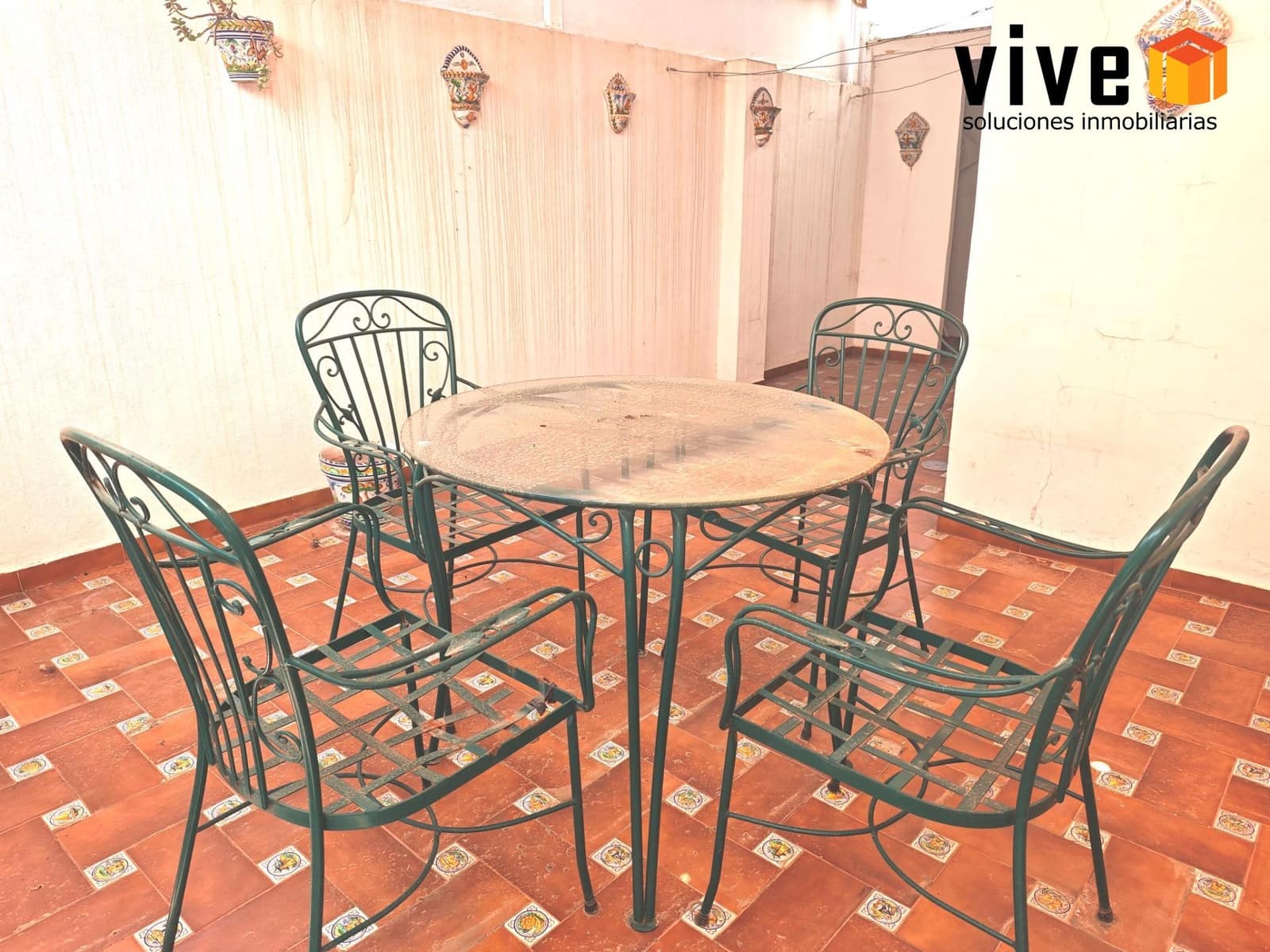 5 bedroom Terraced Villa for sale in Seville city with garage - € 545,000 (Ref: 9608223)