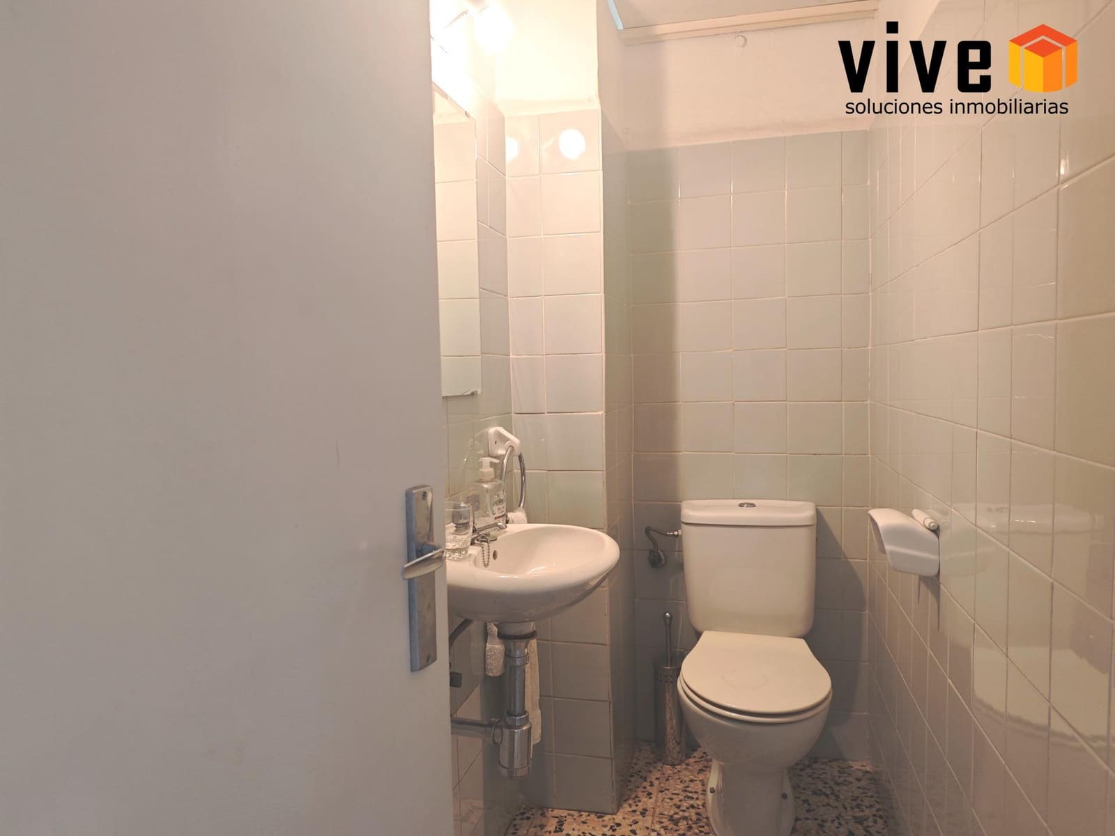 5 quarto Moradia em Banda para venda em Sevilha cidade com garagem - 490 000 € (Ref: 9608223)