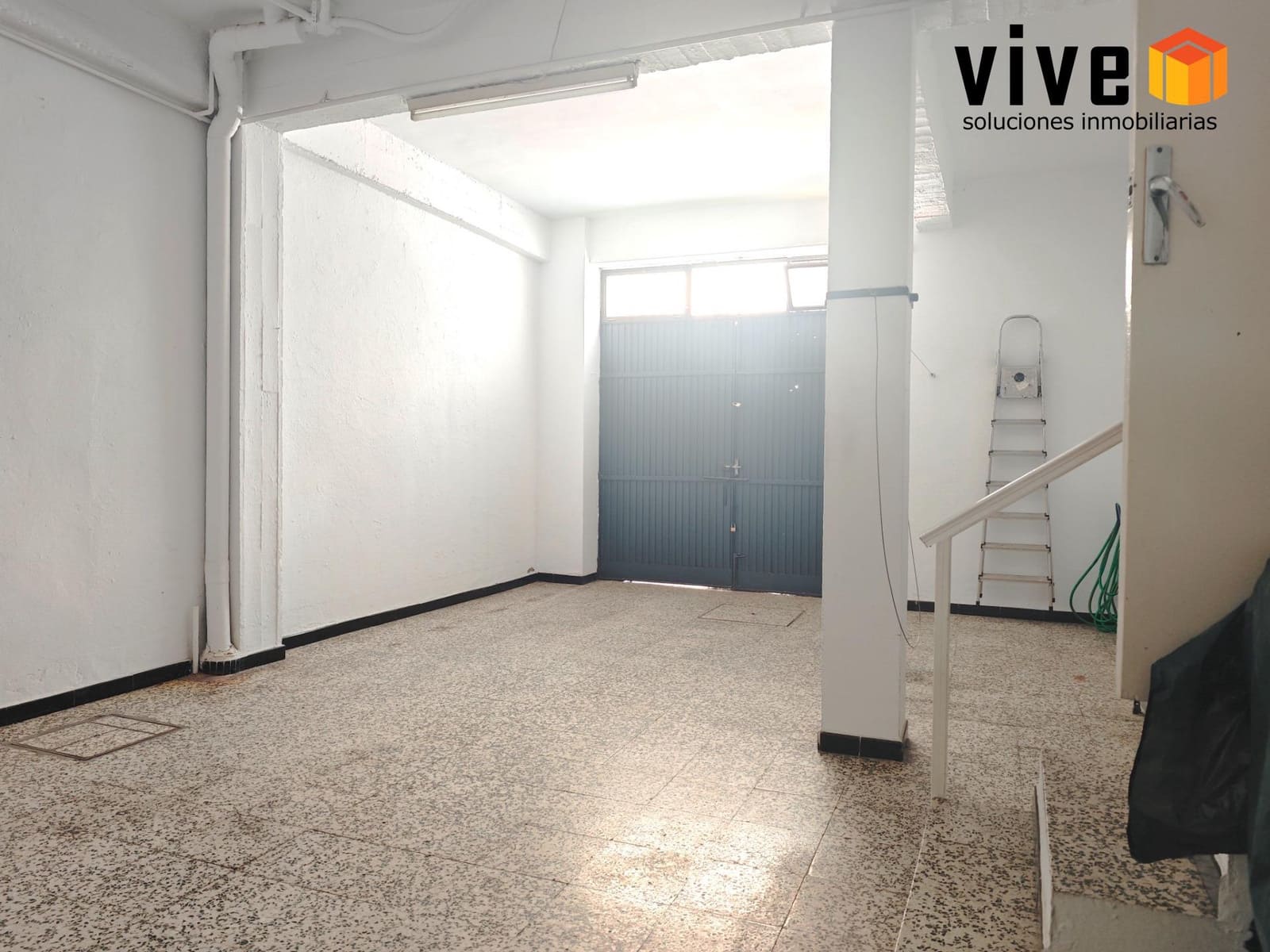 5 quarto Moradia em Banda para venda em Sevilha cidade com garagem - 490 000 € (Ref: 9608223)