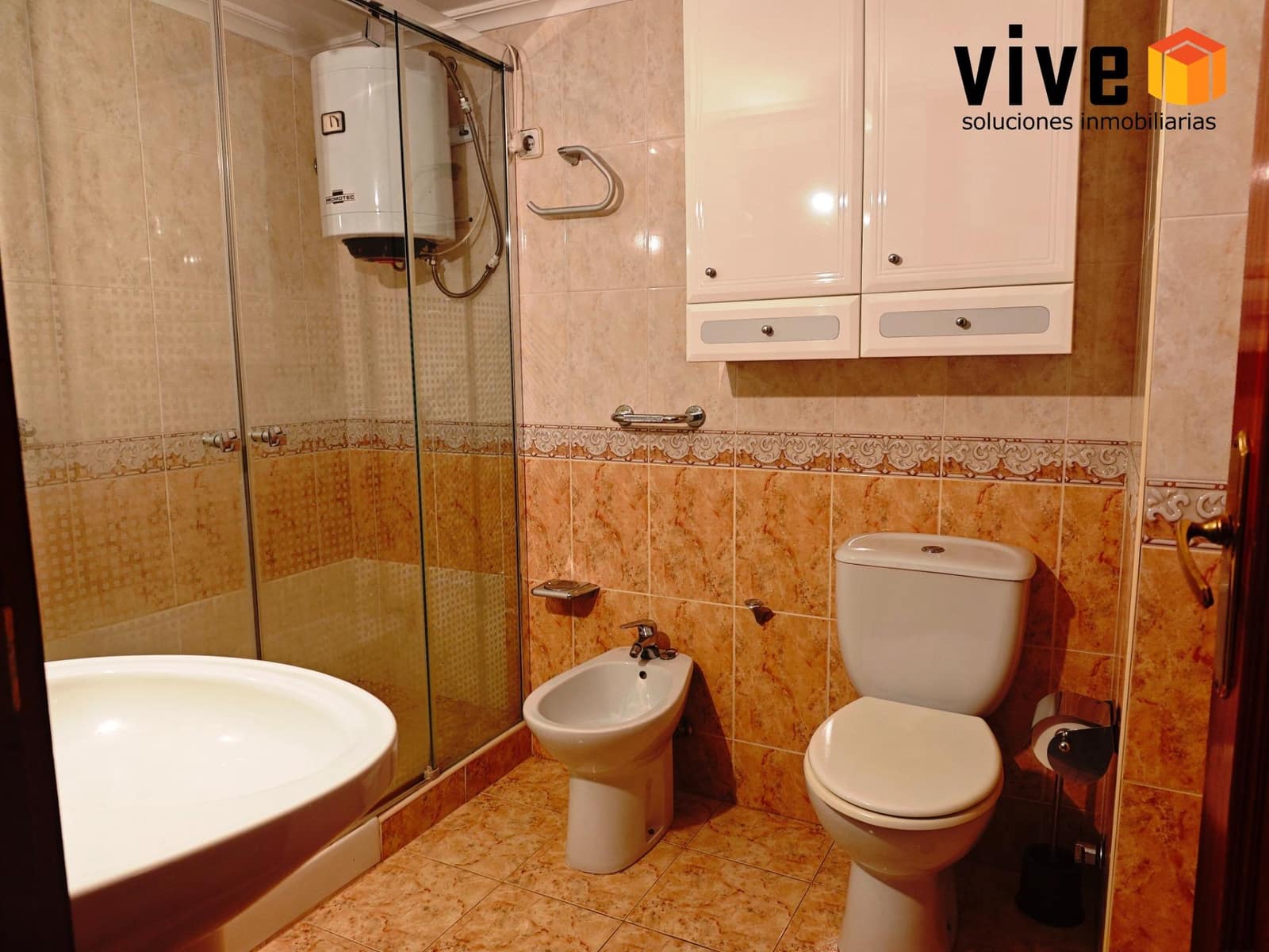 5 quarto Moradia em Banda para venda em Sevilha cidade com garagem - 490 000 € (Ref: 9608223)