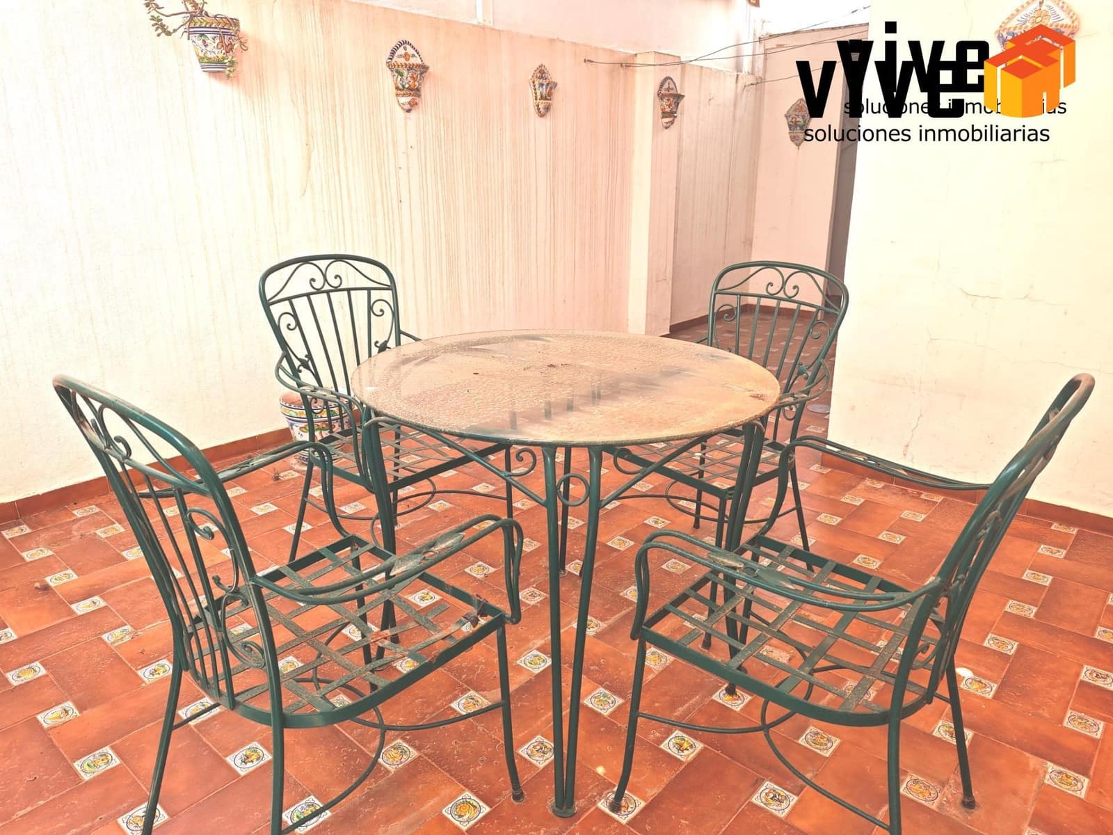 5 bedroom Terraced Villa for sale in Seville city with garage - € 490,000 (Ref: 9608223)