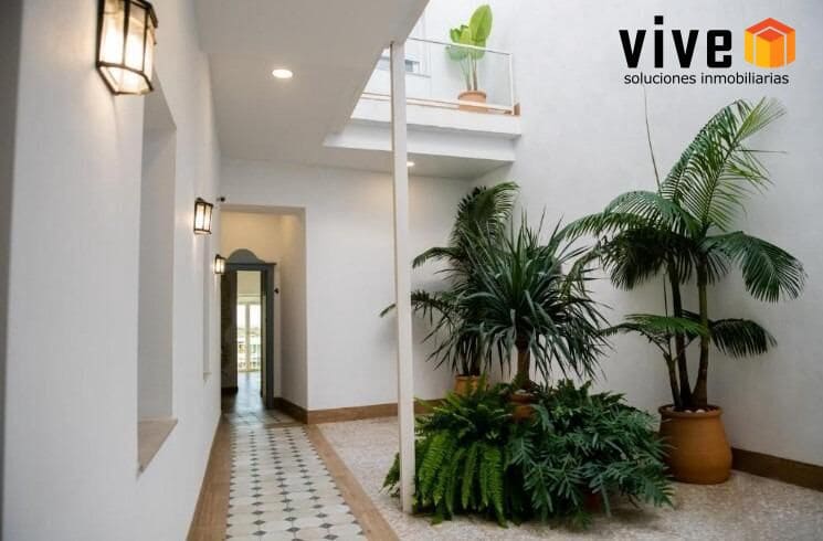 20 soveværelse Hotel til salg i El Puerto de Santa Maria med swimmingpool - € 2.096.800 (Ref: 9608224)