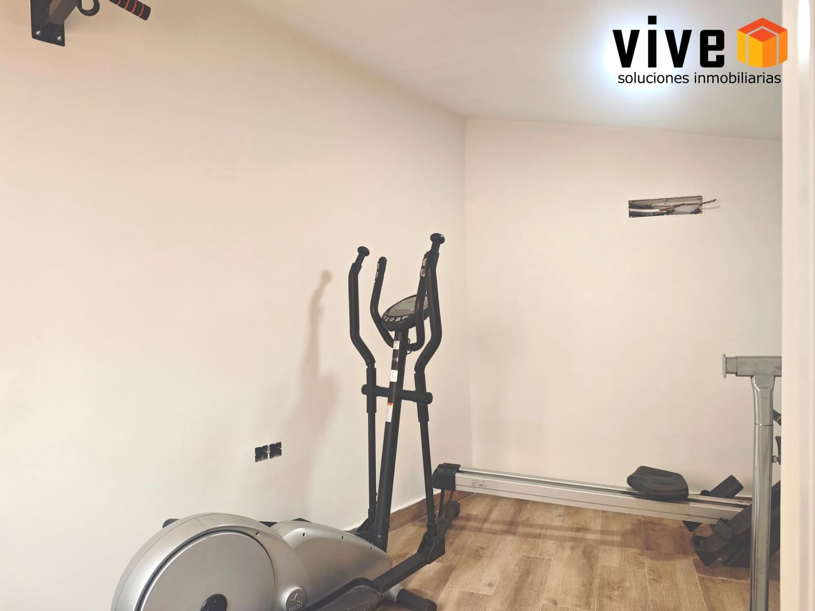 7 bedroom Townhouse for sale in Seville city with pool - € 1,350,000 (Ref: 9608225)