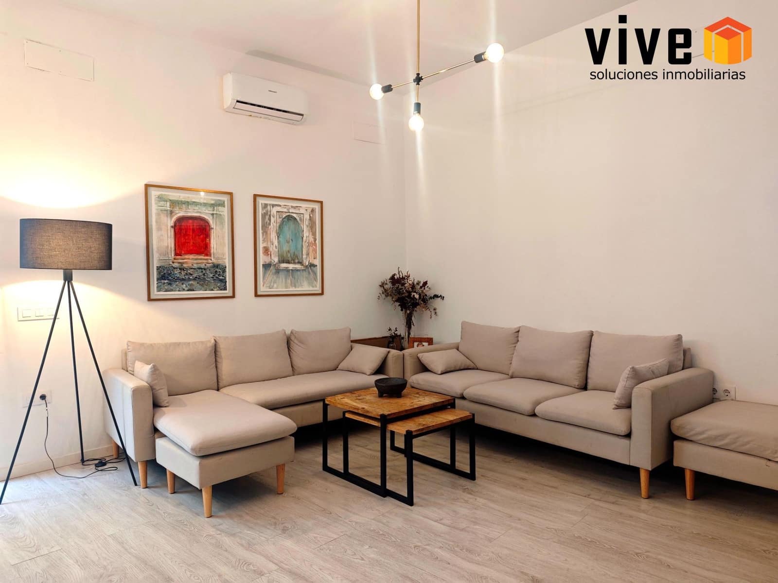 7 bedroom Townhouse for sale in Seville city with pool - € 1,350,000 (Ref: 9608225)