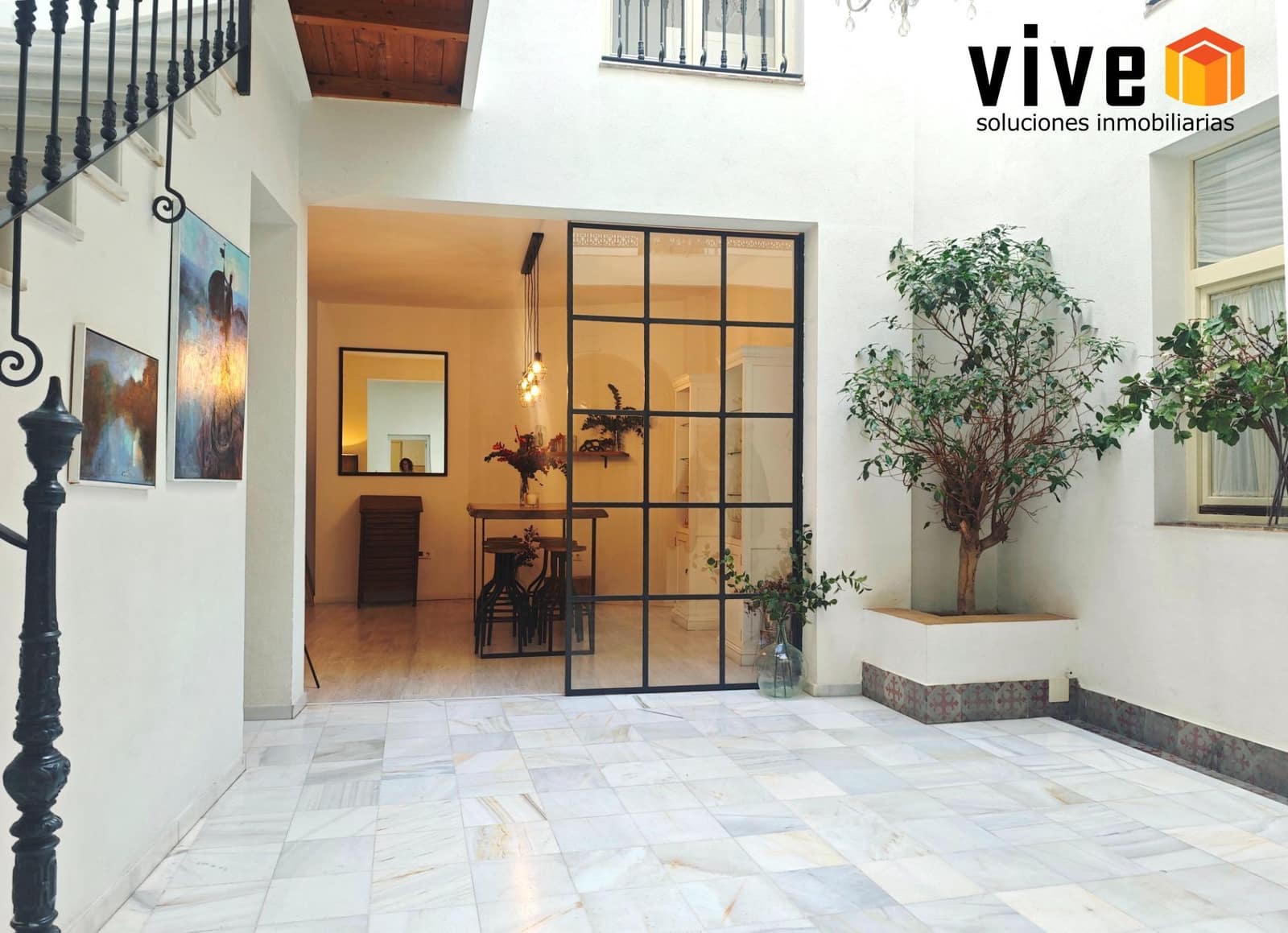7 bedroom Townhouse for sale in Seville city with pool - € 1,350,000 (Ref: 9608225)
