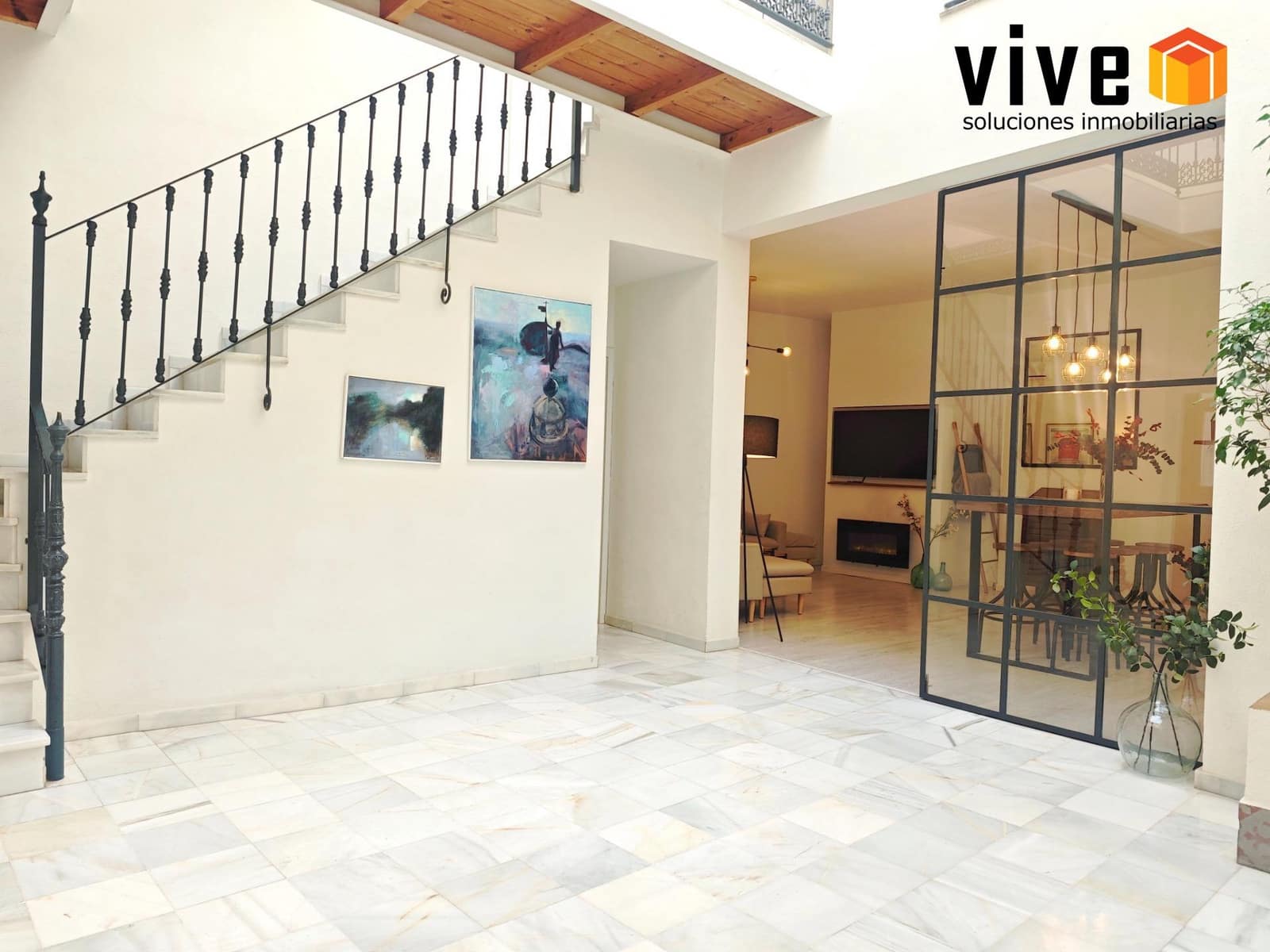 7 bedroom Townhouse for sale in Seville city with pool - € 1,350,000 (Ref: 9608225)