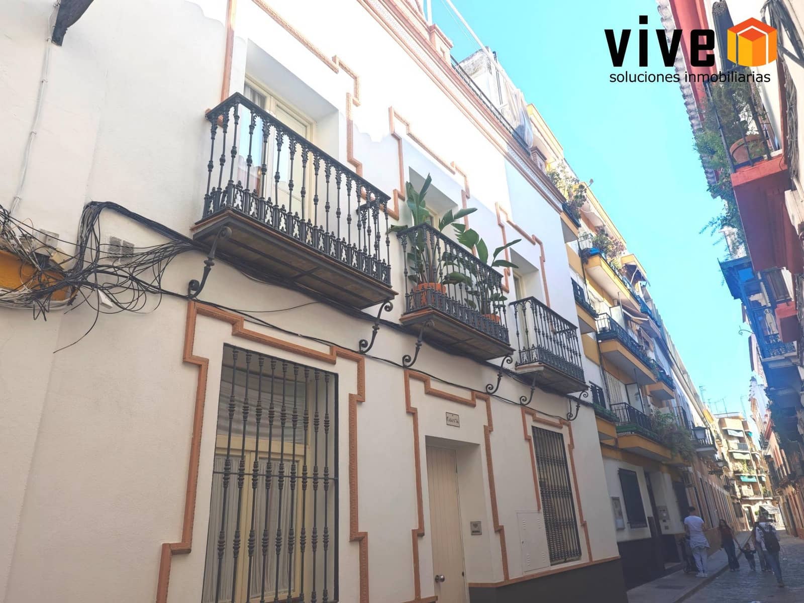 7 bedroom Townhouse for sale in Seville city with pool - € 1,350,000 (Ref: 9608225)