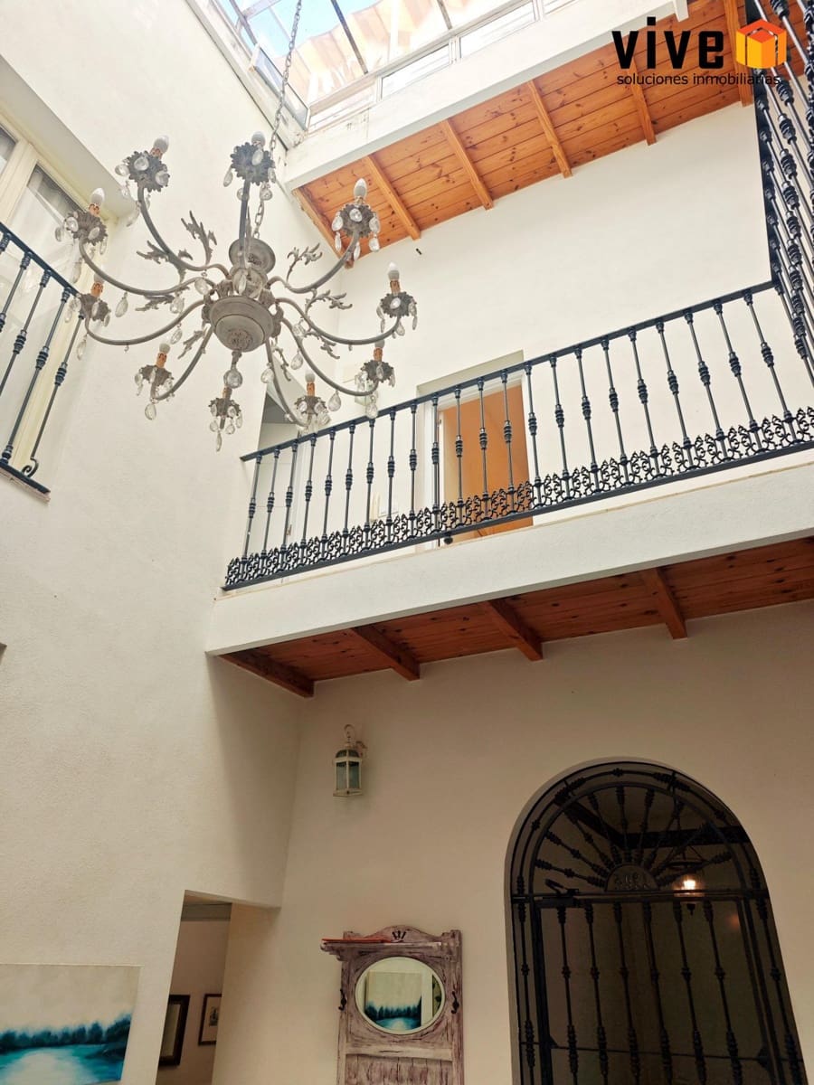 7 soverom Hus til salgs i Sevilla by med svømmebasseng - € 1 350 000 (Ref: 9608225)