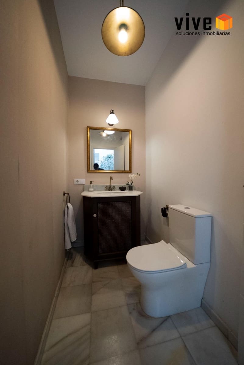 7 soverom Hus til salgs i Sevilla by med svømmebasseng - € 1 350 000 (Ref: 9608225)