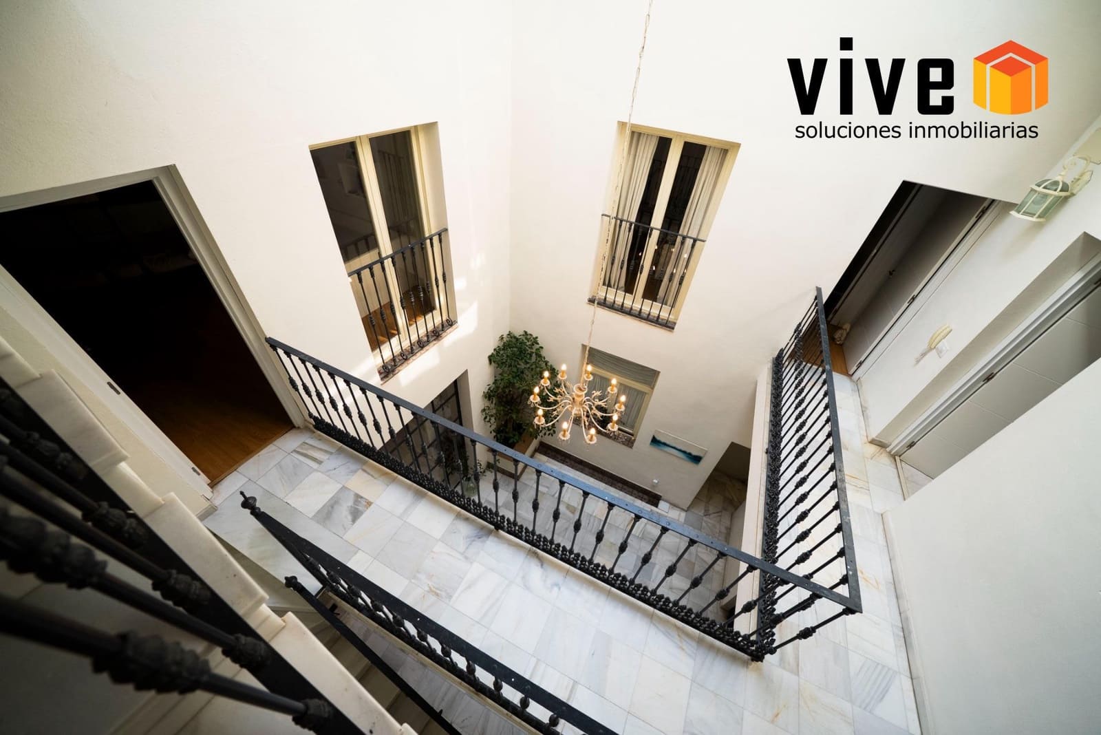 7 soverom Hus til salgs i Sevilla by med svømmebasseng - € 1 350 000 (Ref: 9608225)