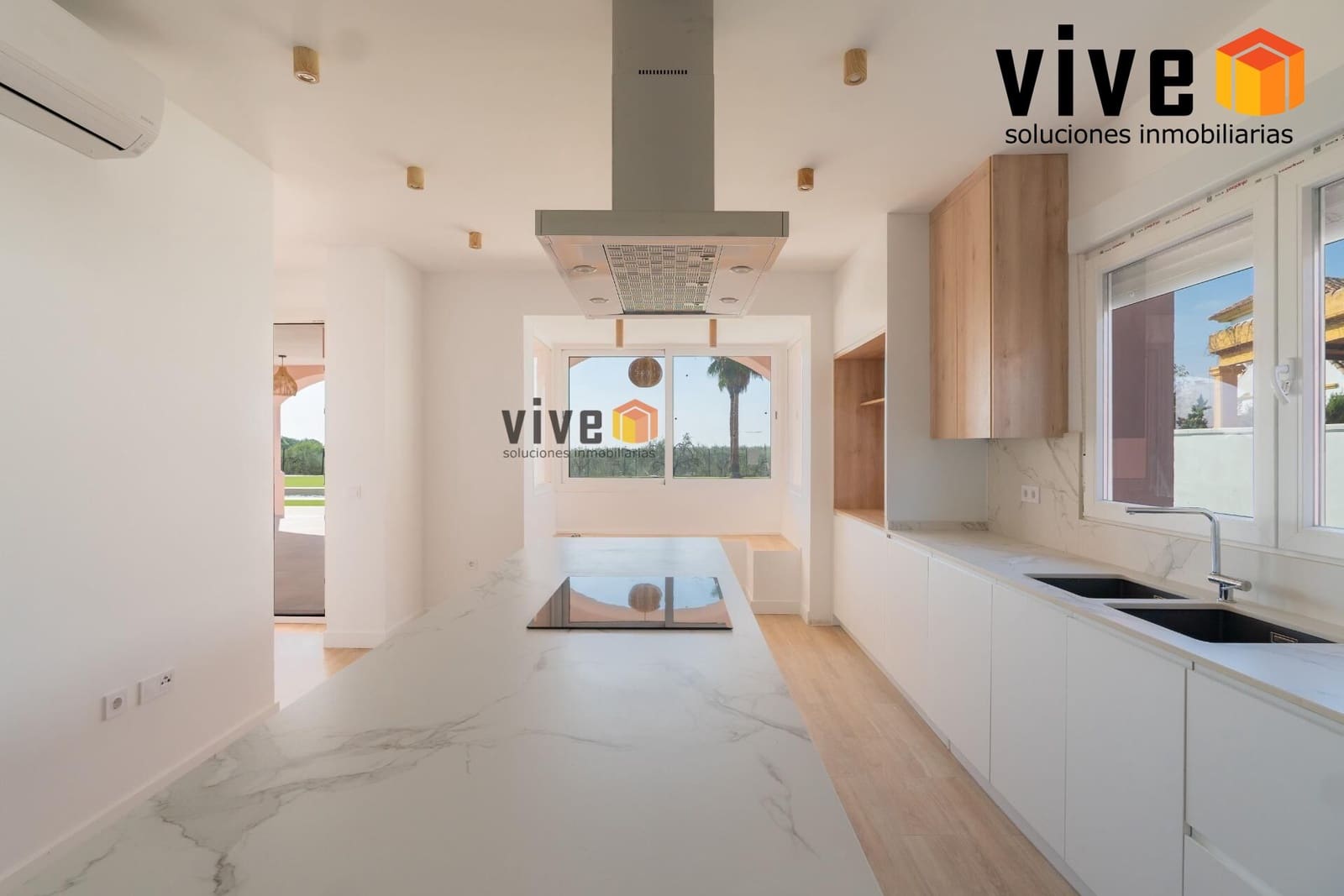 8 slaapkamer Villa te koop in Espartinas met zwembad - € 1.990.000 (Ref: 9630258)