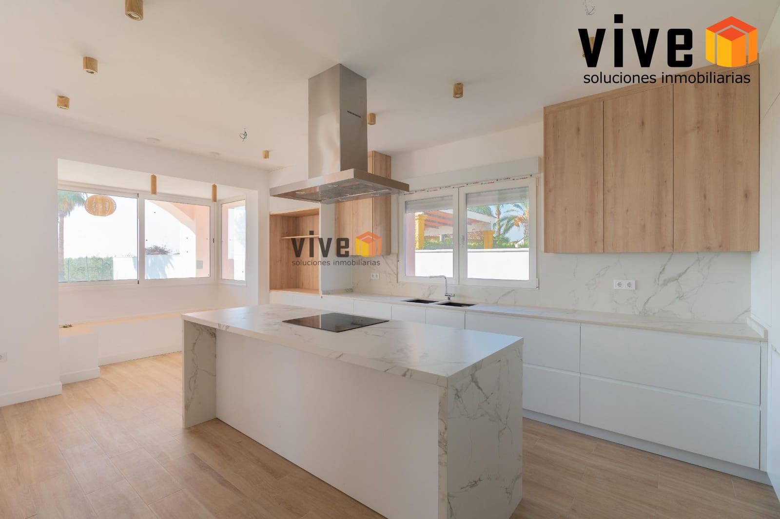 8 slaapkamer Villa te koop in Espartinas met zwembad - € 1.990.000 (Ref: 9630258)