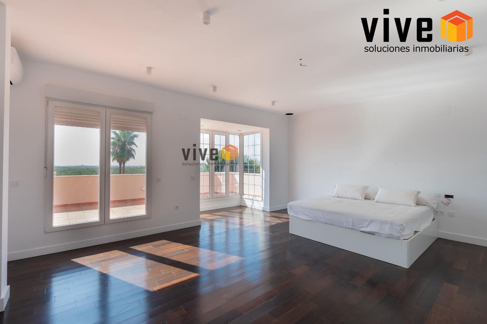 8 slaapkamer Villa te koop in Espartinas met zwembad - € 1.990.000 (Ref: 9630258)