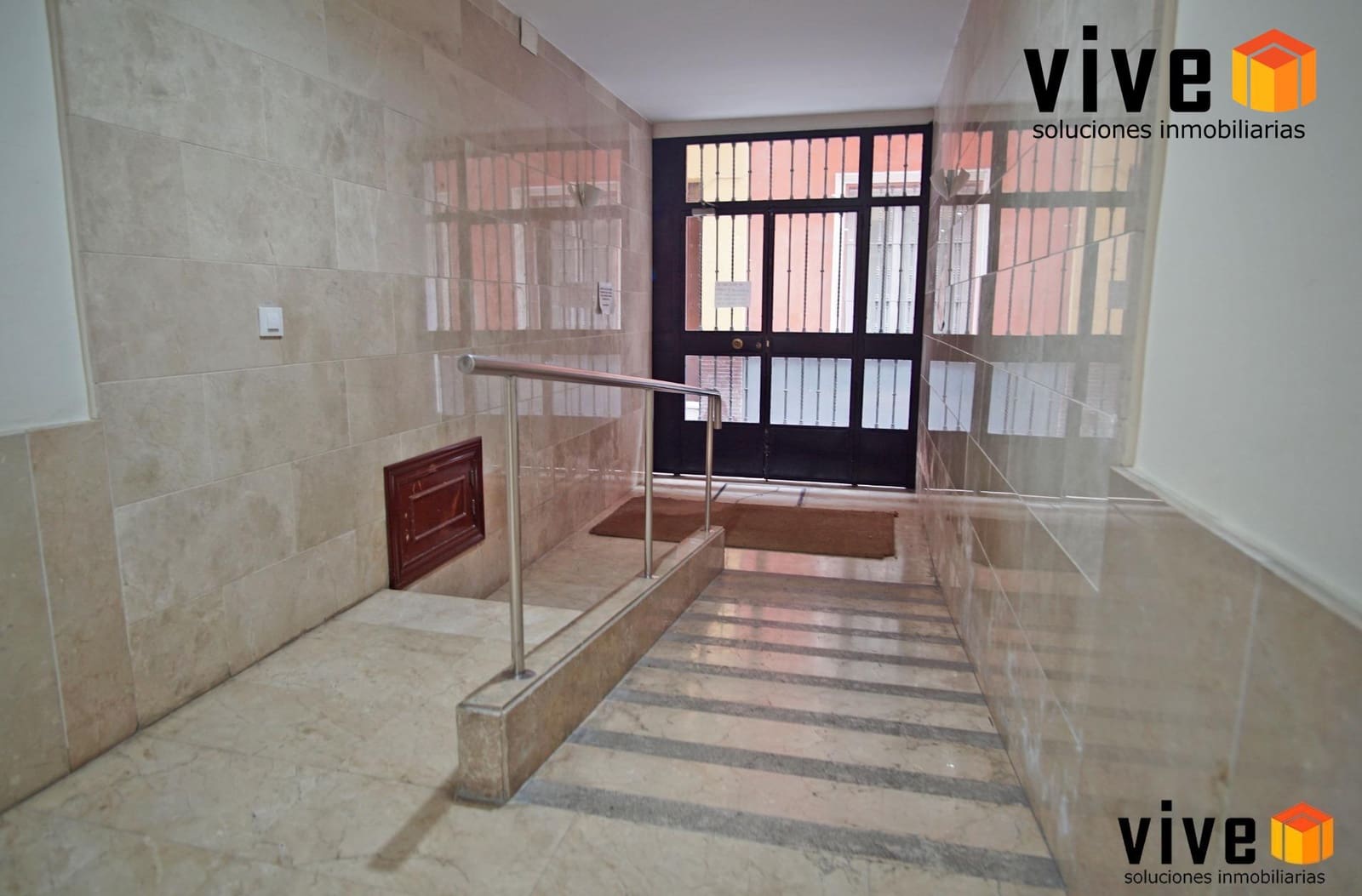 Kantoor te koop in Sevilla stad - € 125.000 (Ref: 9720132)