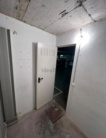 Garaje en Sevilla ciudad en venta - 15.000 € (Ref: 9726787)