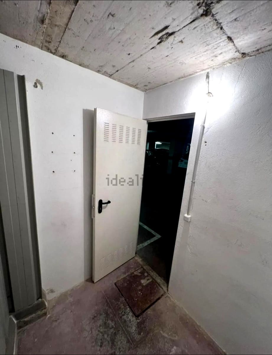Garagem para venda em Sevilha cidade - 14 900 € (Ref: 9726787)