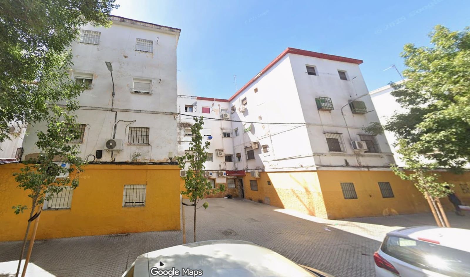 3 bedroom Flat for sale in Seville city - € 68,000 (Ref: 9738958)