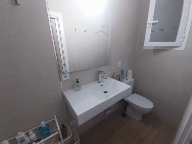 3 bedroom Flat for rent in Seville city - € 1,150 (Ref: 9770778)