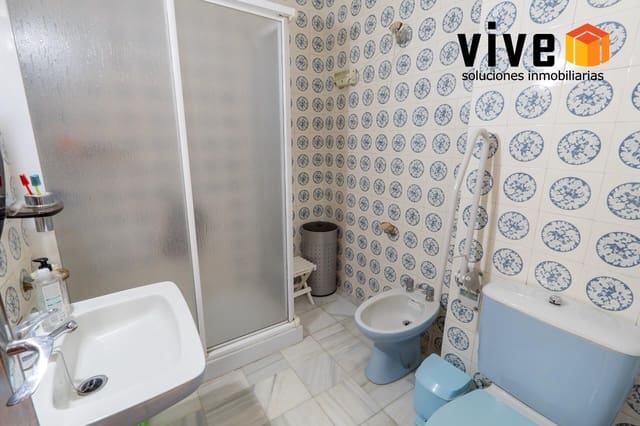 5 bedroom Flat for sale in Seville city with garage - € 730,000 (Ref: 9916002)
