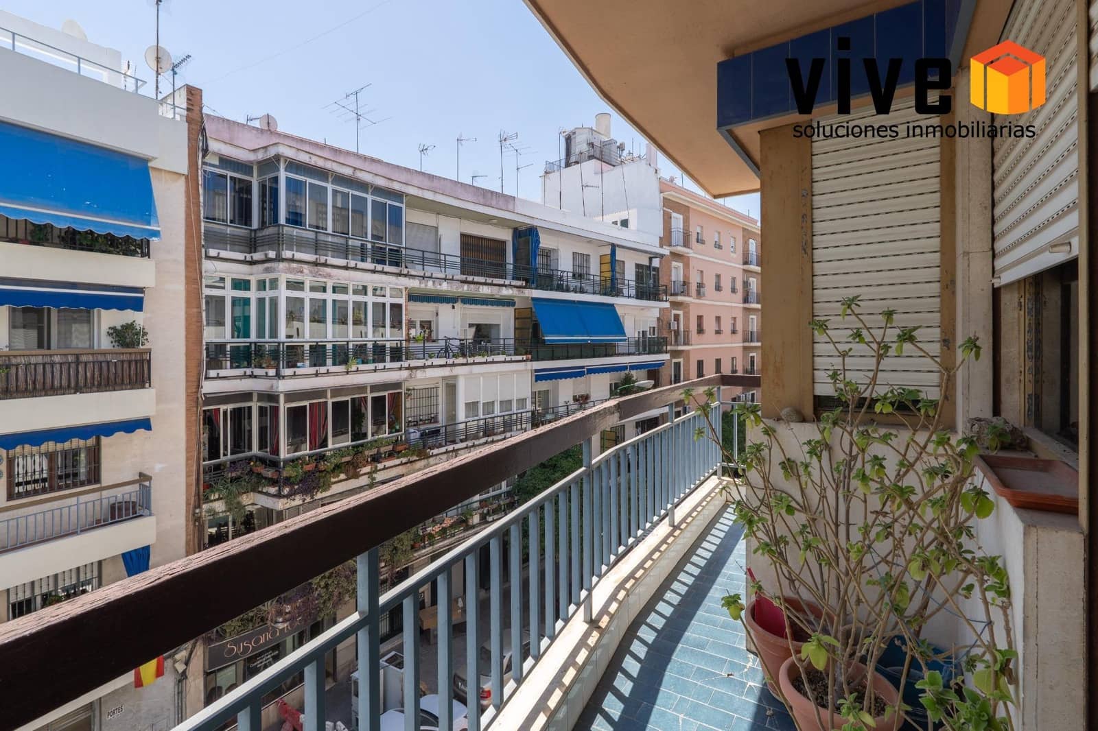 5 bedroom Flat for sale in Seville city with garage - € 730,000 (Ref: 9916002)