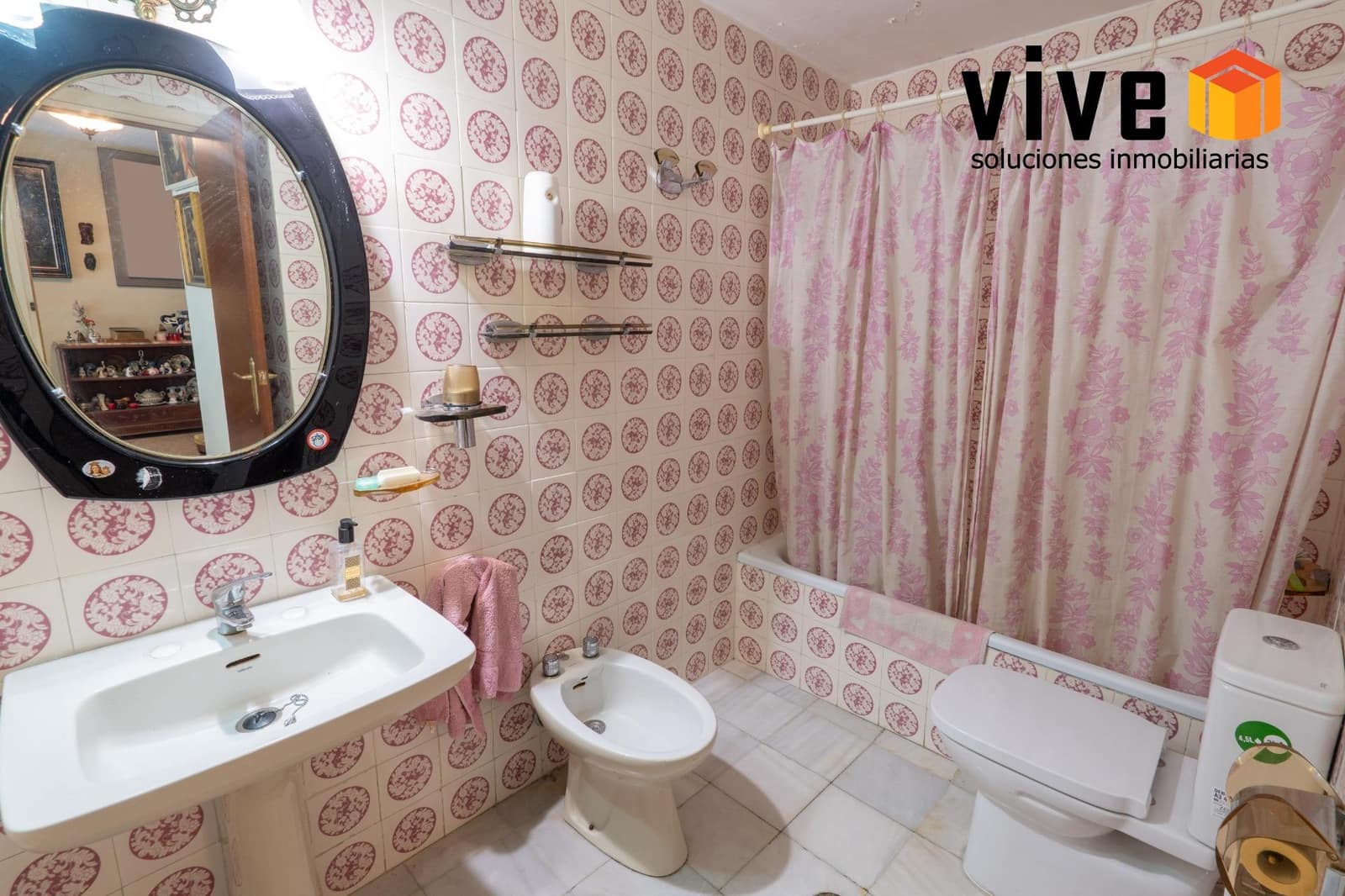 5 bedroom Flat for sale in Seville city with garage - € 730,000 (Ref: 9916002)