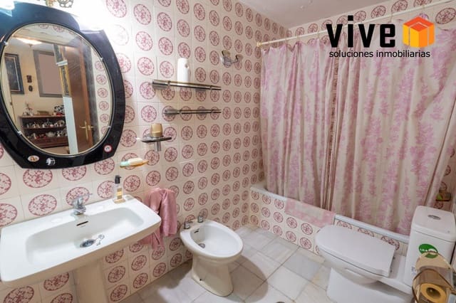 5 bedroom Flat for sale in Seville city with garage - € 730,000 (Ref: 9916002)