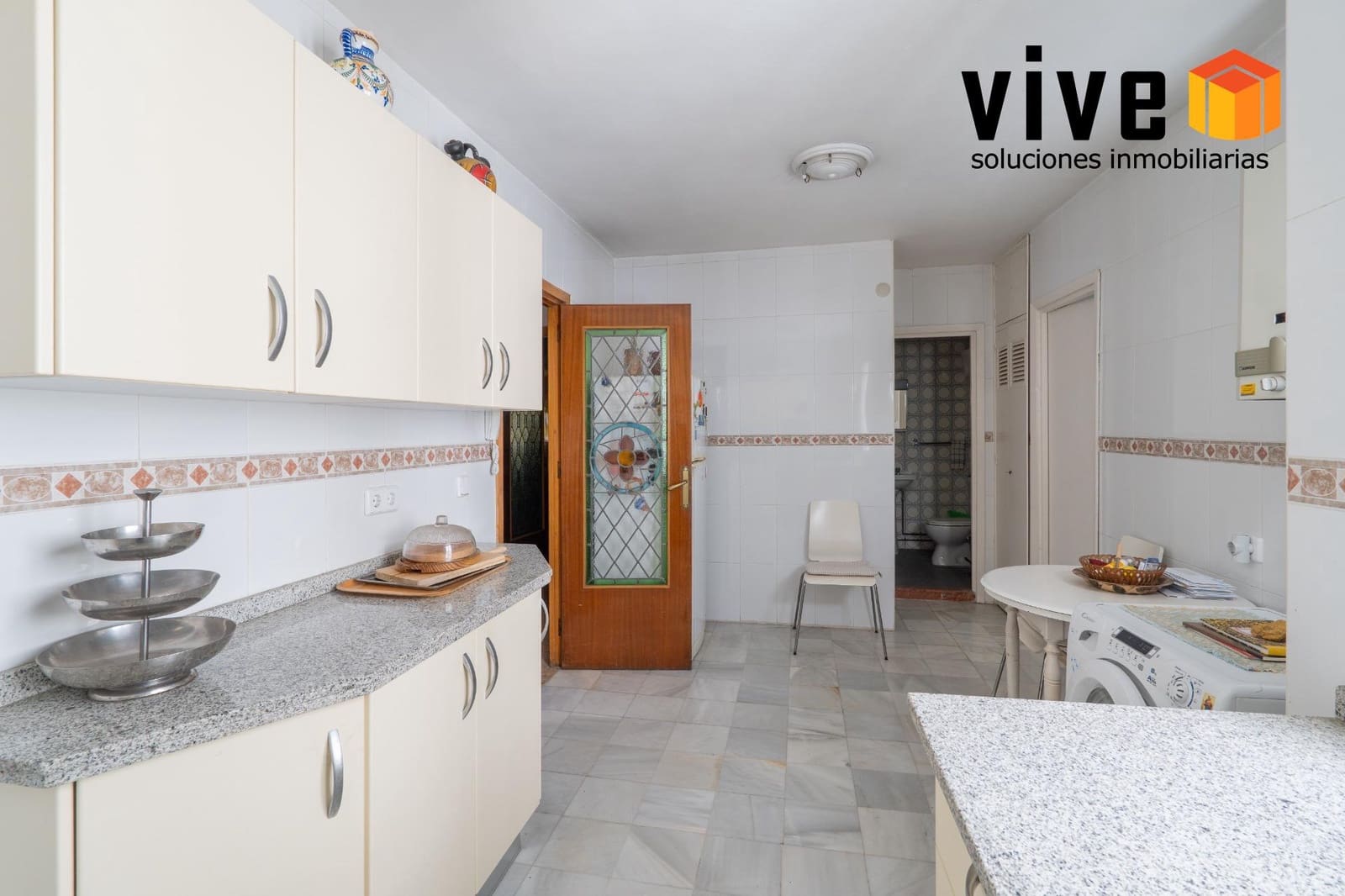 5 bedroom Flat for sale in Seville city with garage - € 730,000 (Ref: 9916002)