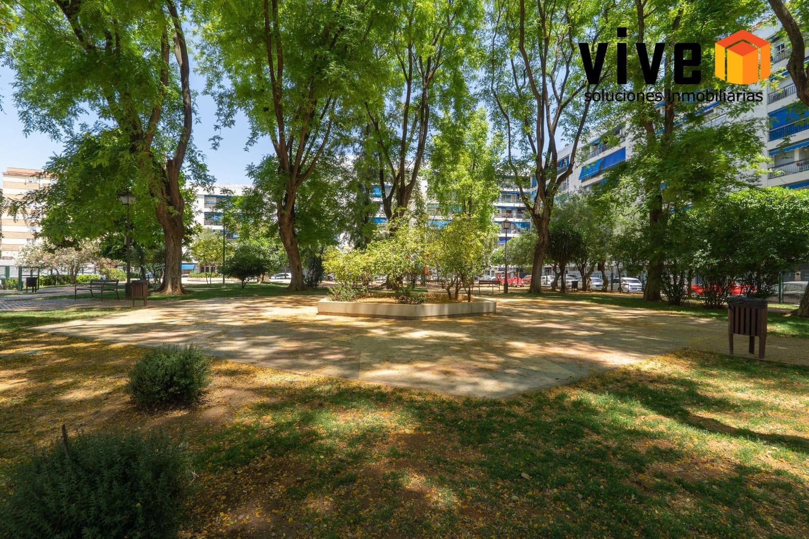 5 bedroom Flat for sale in Seville city with garage - € 730,000 (Ref: 9916002)