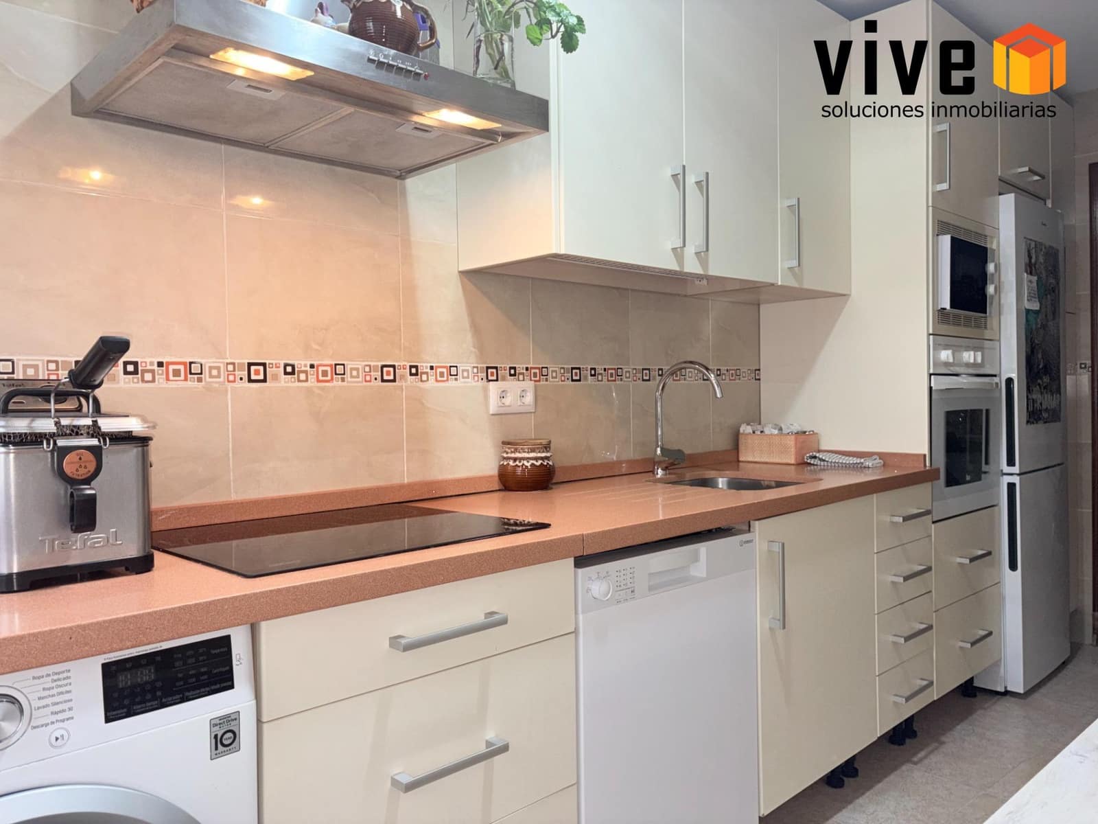 Piso de 3 habitaciones en Sevilla ciudad en venta - 629.900 € (Ref: 9949940)