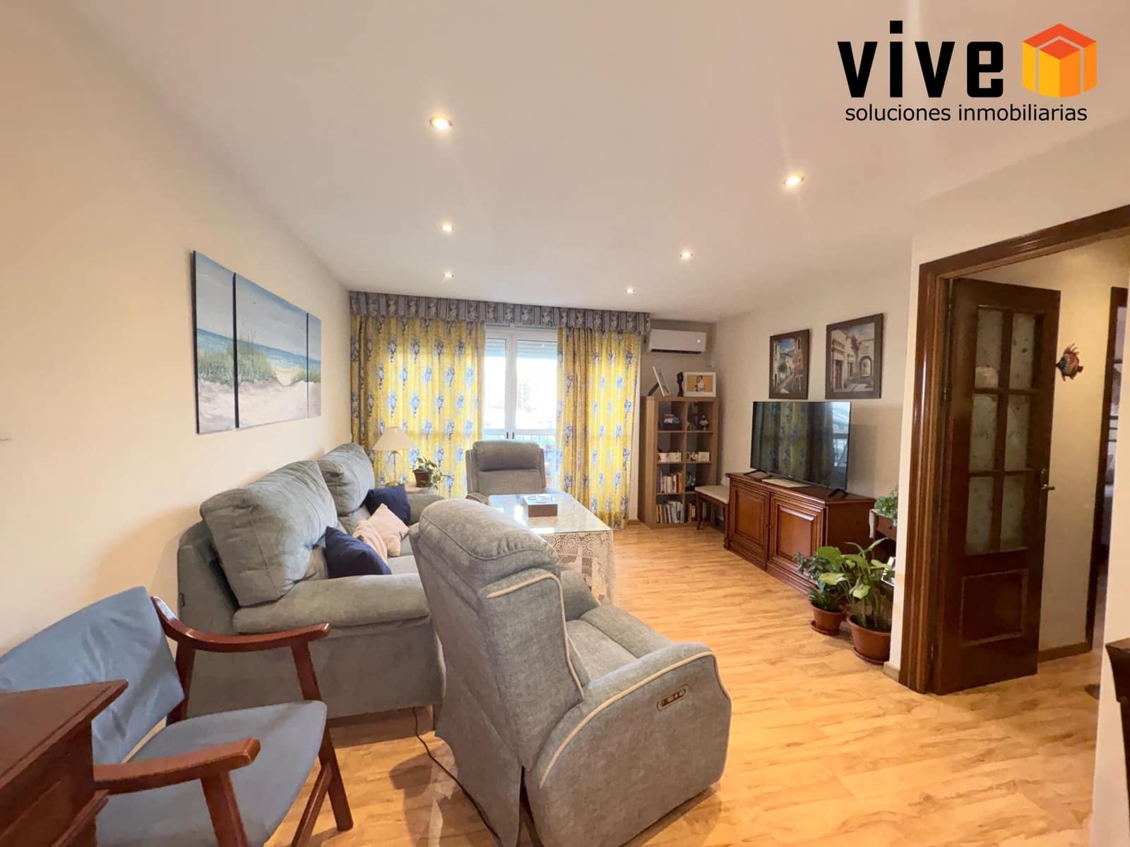 Piso de 3 habitaciones en Sevilla ciudad en venta - 629.900 € (Ref: 9949940)