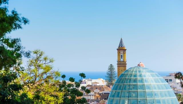 9 soveværelse Hotel til salg i Estepona Pueblo, Estepona med garage - € 4.800.000 (Ref: 9142359)