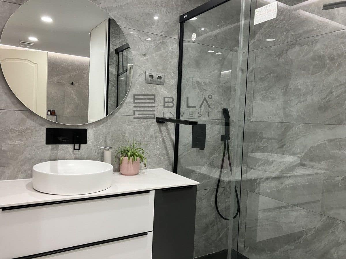 4 slaapkamer Flat te koop in Nueva Andalucia met zwembad garage - € 650.000 (Ref: 8872992)