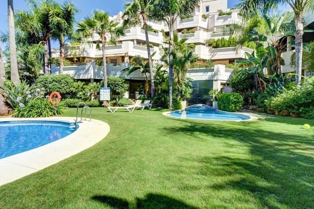 4 slaapkamer Flat te koop in Nueva Andalucia, Marbella met zwembad garage - € 650.000 (Ref: 8872992)