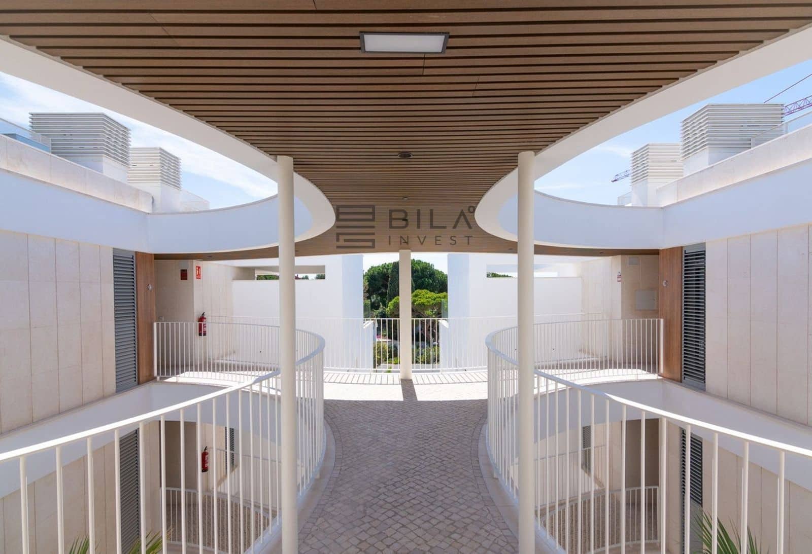 3 sovrum Lägenhet till salu i Elviria med pool garage - 990 000 € (Ref: 8873014)