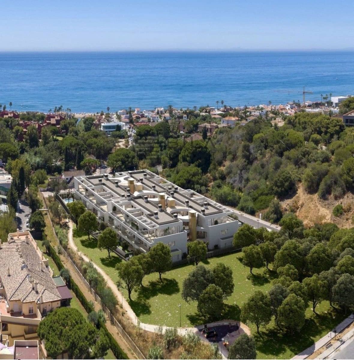 3 sovrum Lägenhet till salu i Elviria med pool garage - 990 000 € (Ref: 8873014)