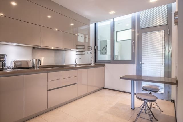 2 sypialnia Dom na sprzedaż w Sierra Blanca, Marbella z basenem garażem - 1 417 500 € (Ref: 8873022)