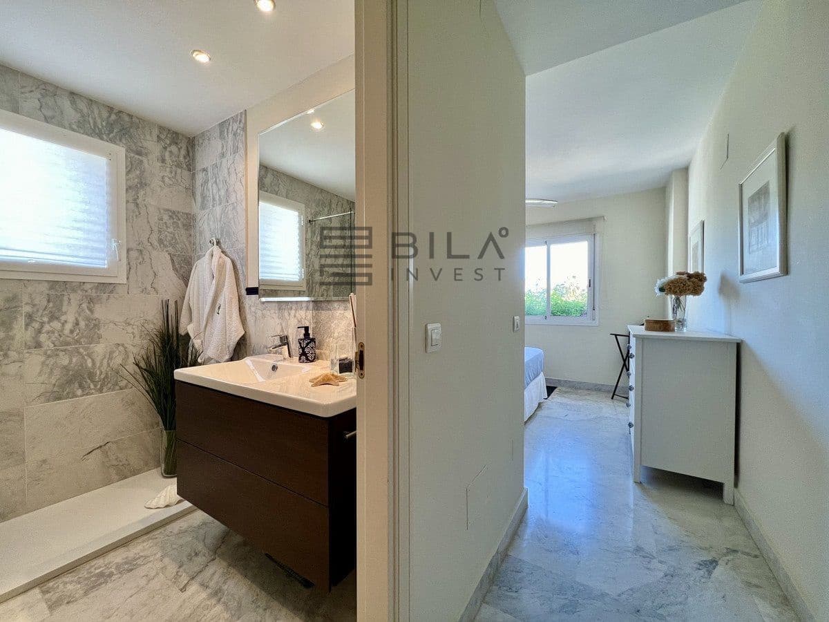 3 sypialnia Mieszkanie na sprzedaż w Guadalmina z basenem garażem - 479 000 € (Ref: 8873025)