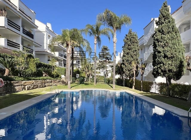 3 sypialnia Mieszkanie na sprzedaż w Guadalmina Baja, Marbella z basenem garażem - 479 000 € (Ref: 8873025)