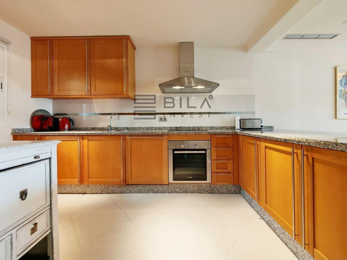 2 chambre Appartement à vendre à Nueva Andalucia avec piscine garage - 560 000 € (Ref: 8873037)