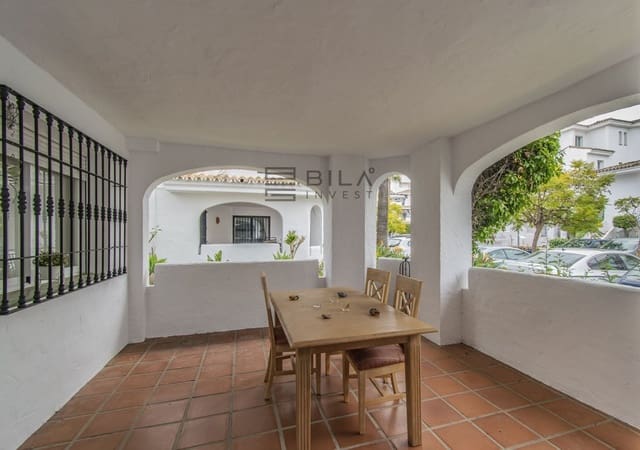 2 soveværelse Lejlighed til salg i Nueva Andalucia, Marbella med swimmingpool - € 414.000 (Ref: 8873074)