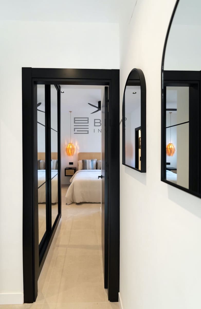 3 chambre Appartement à vendre à Nueva Andalucia avec piscine garage - 599 995 € (Ref: 8873087)