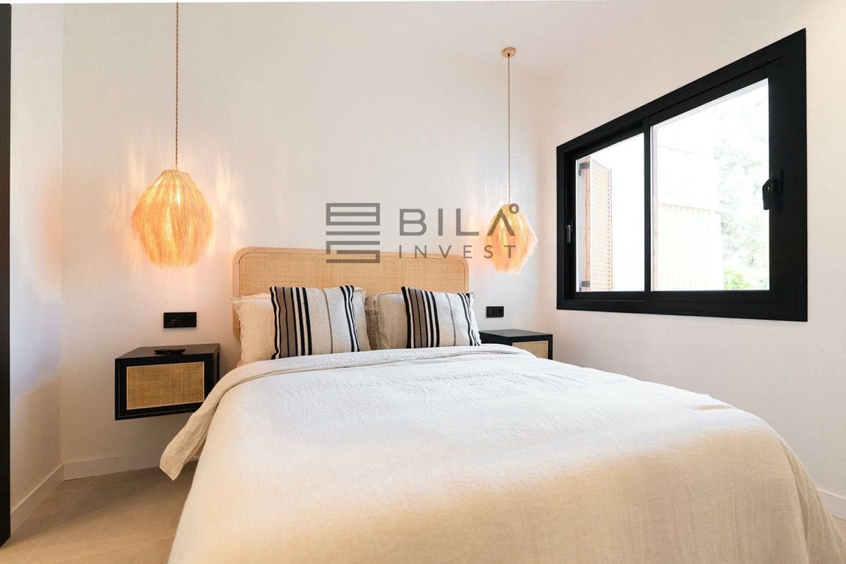 3 chambre Appartement à vendre à Nueva Andalucia avec piscine garage - 599 995 € (Ref: 8873087)