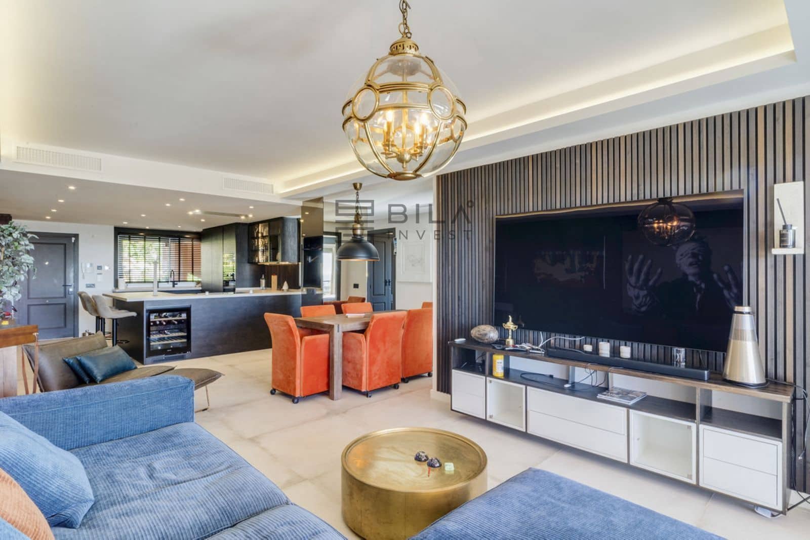 4 bedroom Flat for sale in Nueva Andalucia with pool garage - € 1,299,000 (Ref: 8873092)